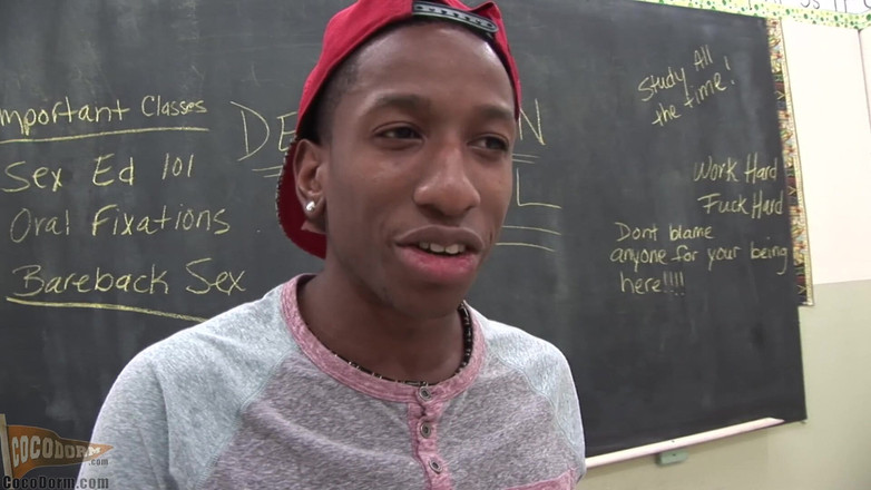 CocoDorm: Perkusista Boi i Travis Davis