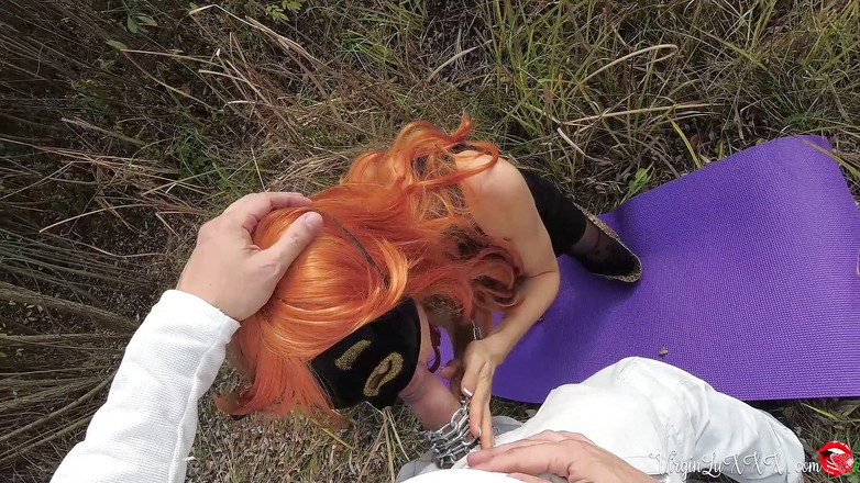 Virgin Lux: Сексуальна дівчина на повідку на відкритому повітрі робить мінет і трахається раком - ковтає сперму