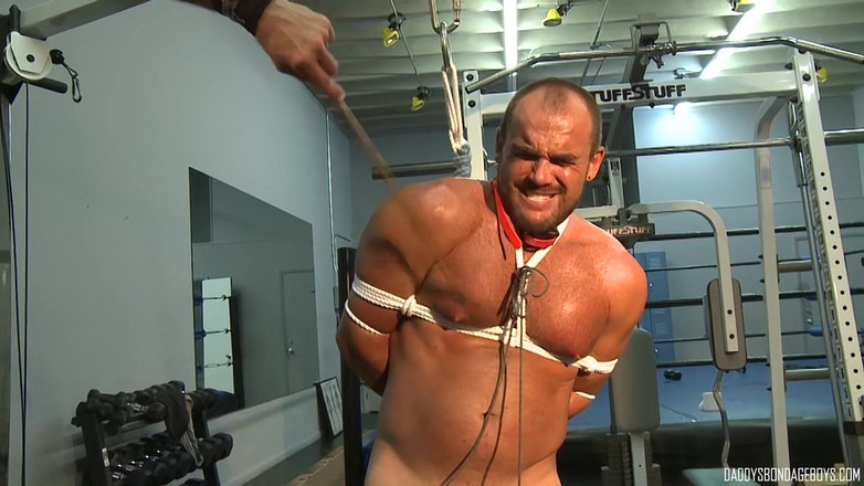 Daddy's Bondage Boys: Специализированная тренировка в спортзале