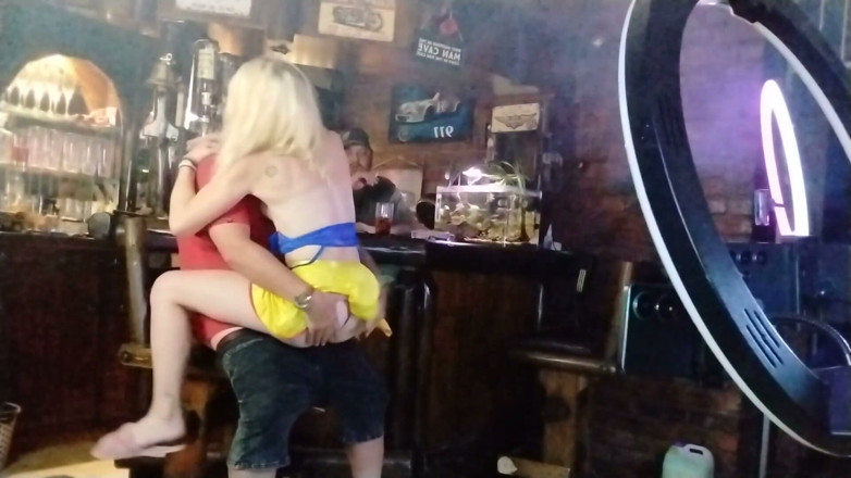 Bigjoefuckalott: Naughty Blond