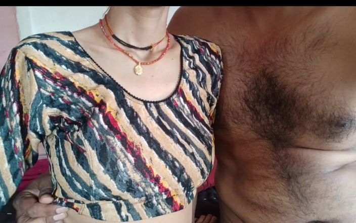 seema: Ấn Độ bhabhi trong môi