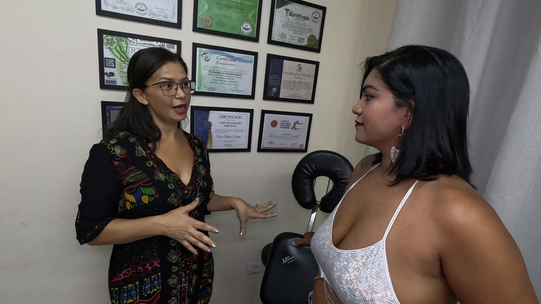 Lukas Zaad: Klitoris masajı ateşli amcık yakıyor (lezbiyen).