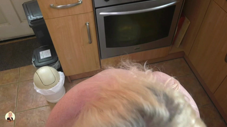 Maggie Moon: POV-blowjob und fick