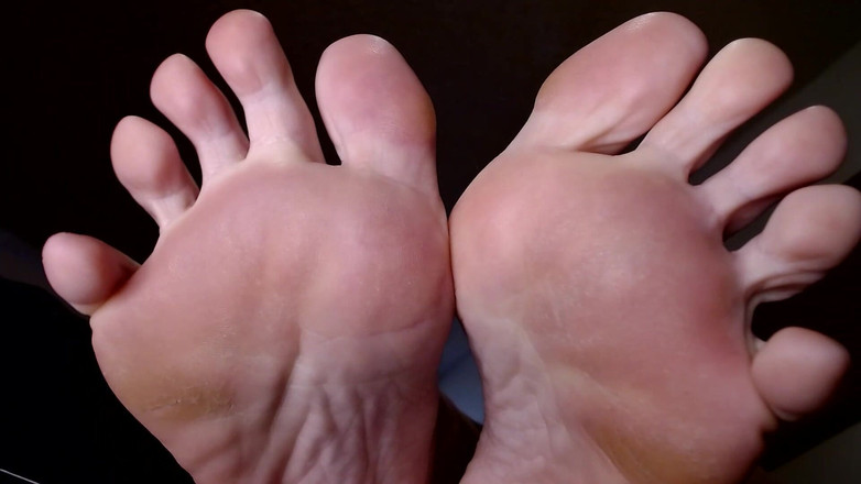 Abby Anna: Miluj moje dlouhé prsty