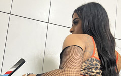 Evil Bea Eats the Ass of the White Bottom thumbnail