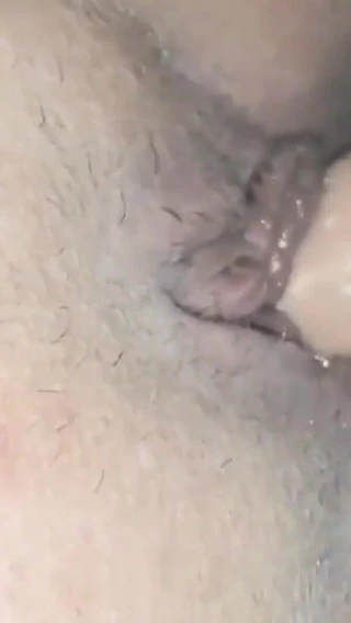 Minhaesposaparaoutro: Mature Horny MILF Masturbating with Her Dildos