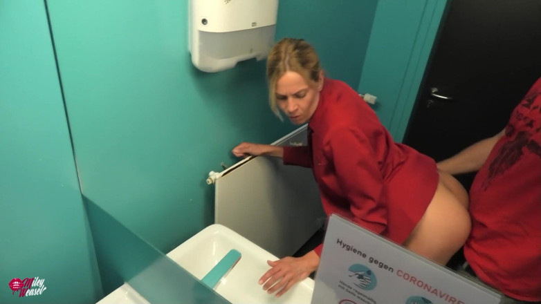 Miley Weasel: Blonde Office Slut Fucked in Company Toilet!!