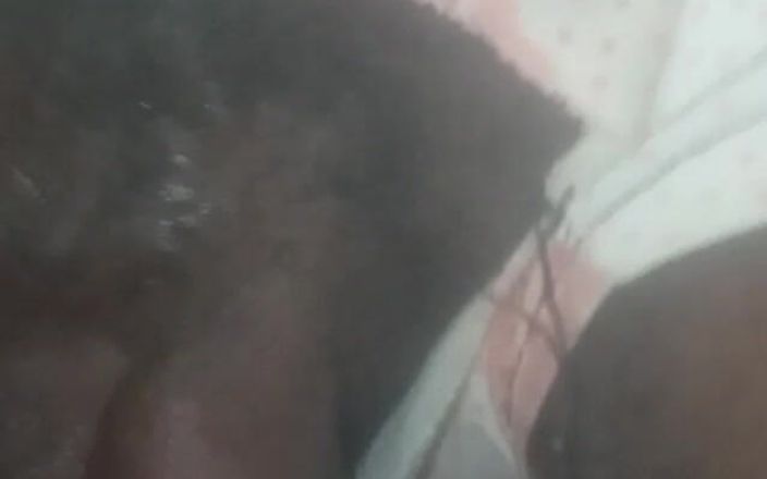 Badman4606: 吮吸，手指，肛门和大鸡巴。