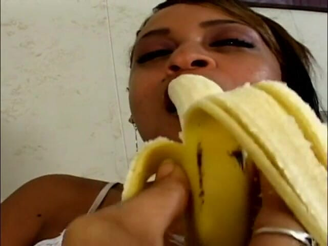 A Lesbian World: Dywan munching czarne loszki dildo siebie nawzajem