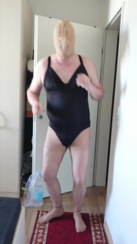 Funny Dance in Body and Tights