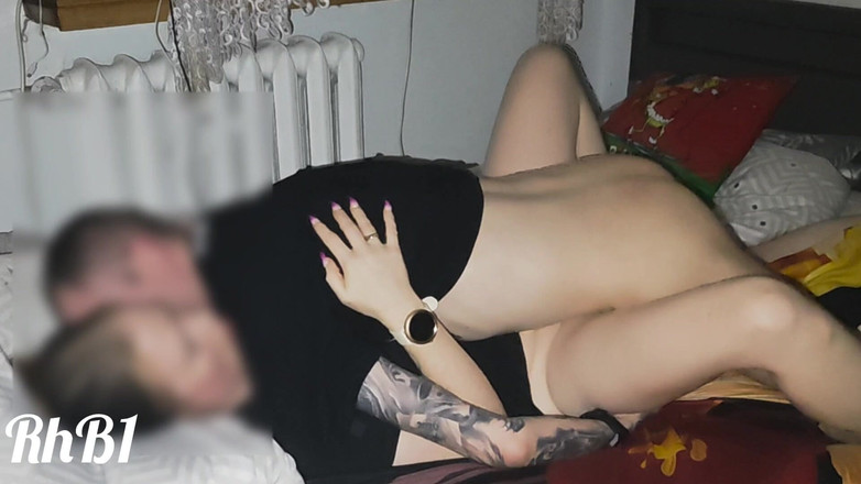 Redhead Bunny1: Молоду дівчину жорстко трахають вранці. Asmr Оргазм