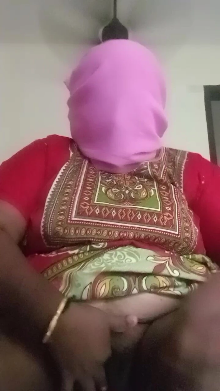 Bedroom: Indian Doctor in Finger Massage Performance Videos