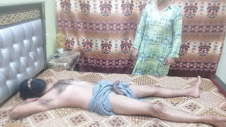 Pakistani CoupleX: Indian Desi Bhabhi