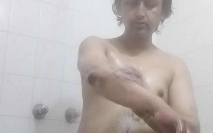 Nudycock: Yarak Banyosu