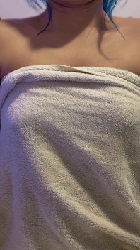 Hot Boobs Oil Massage