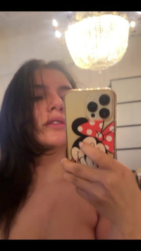 I'm so Hot... if You Don't Believe Me Just Watch