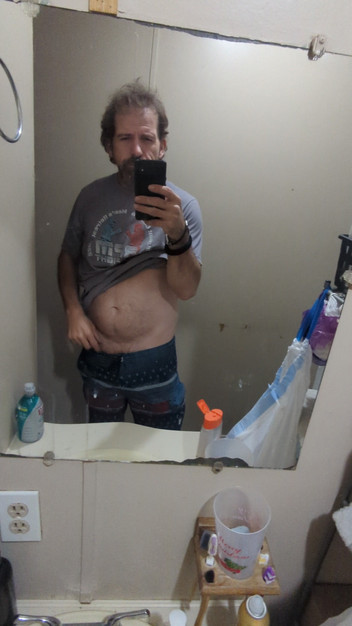 Old man studio: 初めて自慰行為をする私