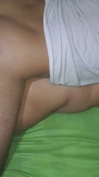 Il marito scopa il suo culo grosso