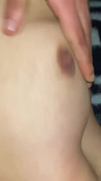 Il Mio Amico Mi Ha Distrutto E Mi Ha Dato Piacere Con Le Sue Dita