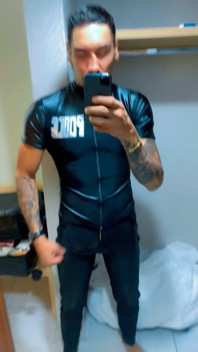 Agent Fbi i jego ogromny klub