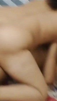 Istri bilang penis temanmu sangat keras.