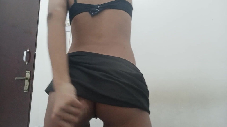 desigirl93: Деревенскую девушку чуть не застукали за хорошими штучками