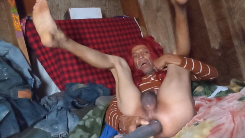 Luvcum: Кросдресер