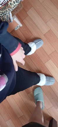 Mój lesbijski kolega i ja masturbuję się ryzykownie w biurze