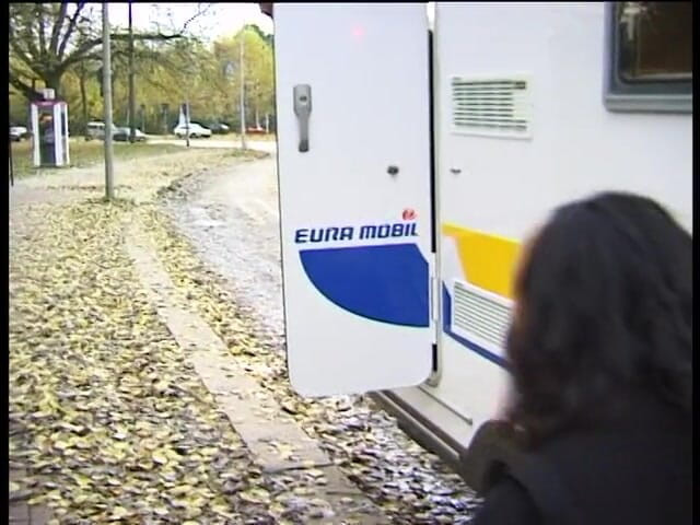 Lucky Cooch: Une bombasse noire se fait baiser par deux bites