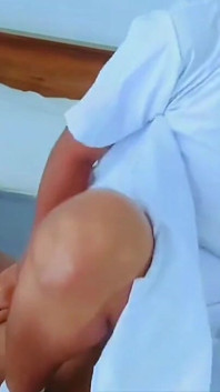 Sri-lankisches college-mädchen-sex mit stiefvater teil 4