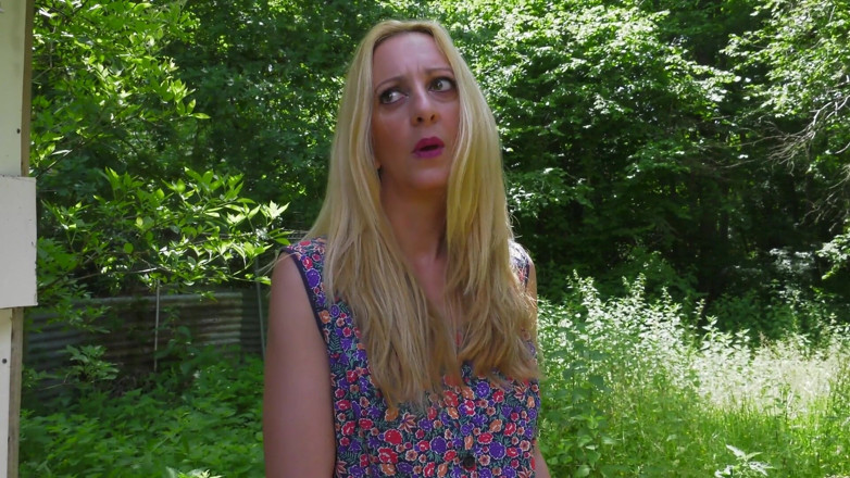 HPG Production: Blonde Franse cougar masturbeert en zuigt pik 6021 11