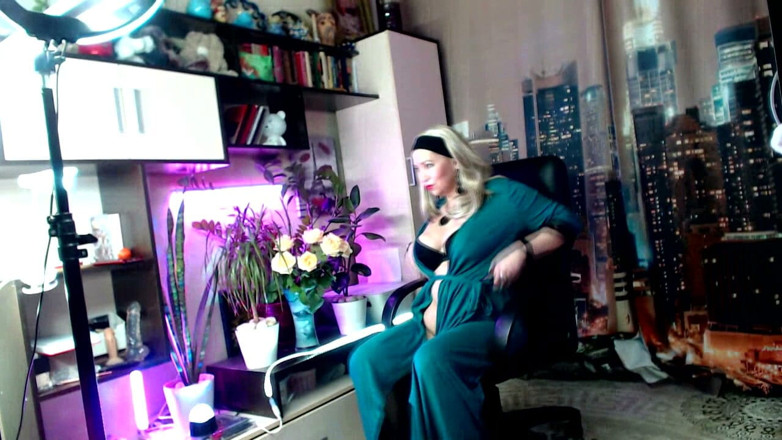 AimeeParadise: What to Do After 45? Aimee and Peter: Chronicles of a...