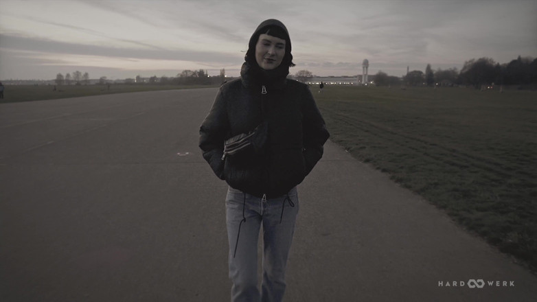 HardWerk: Ask Me Bang Delfine