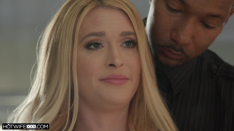 HotwifeXXX: Een zwarte bull creampie voor vrouw met grote tieten Lindsay