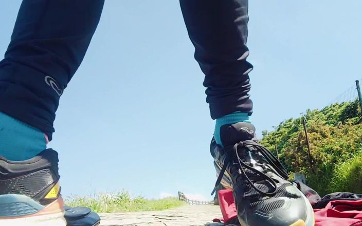 Sexi boy skinny nice: Sexy typ am strand clearingt ein bisschen