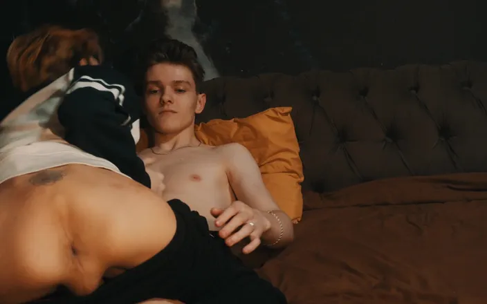 HotDogs studio: Roommates decided to diversify their evening with hot anal sex (Full)