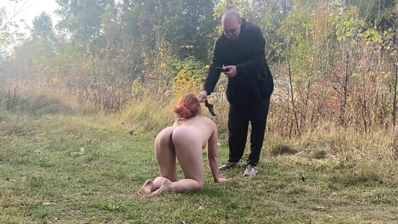 Elena917: Pet Play - Walking Naked Outside