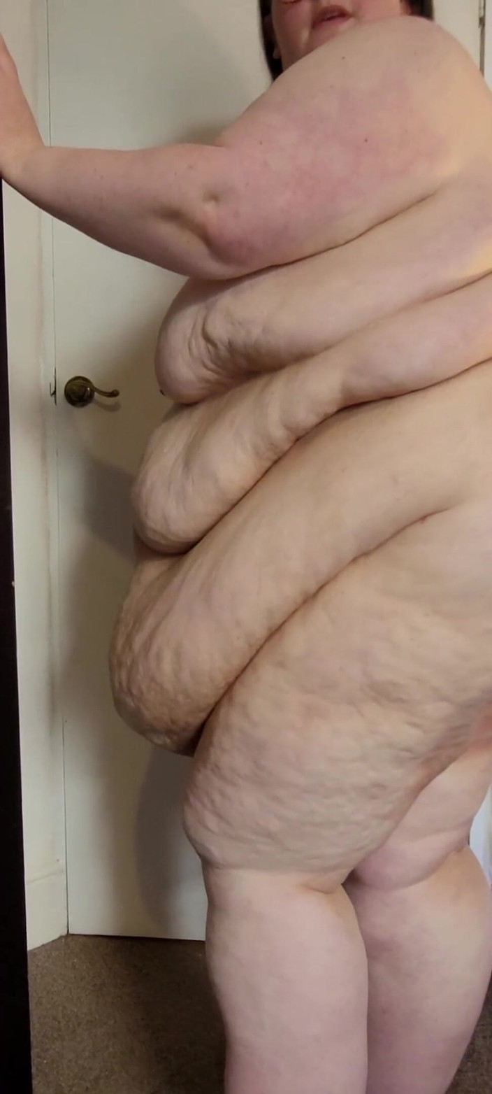 SSBBWLadyBrads: Göt bu şişman götü alkışlıyor