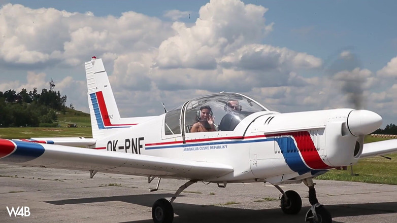 Watch4beauty: Vlucht Connie