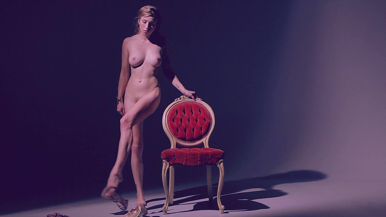 Black Label Magazine: La Feline