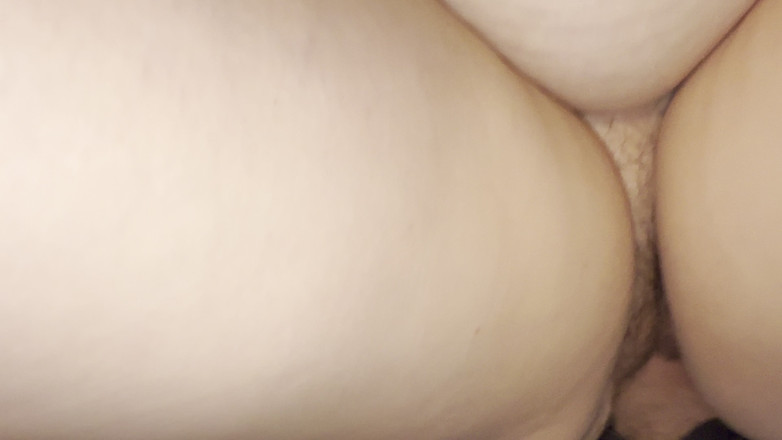 Samantha Plum: İri Güzel Kadın Sikiliyor Ve Güzel Amını Gösteriyor