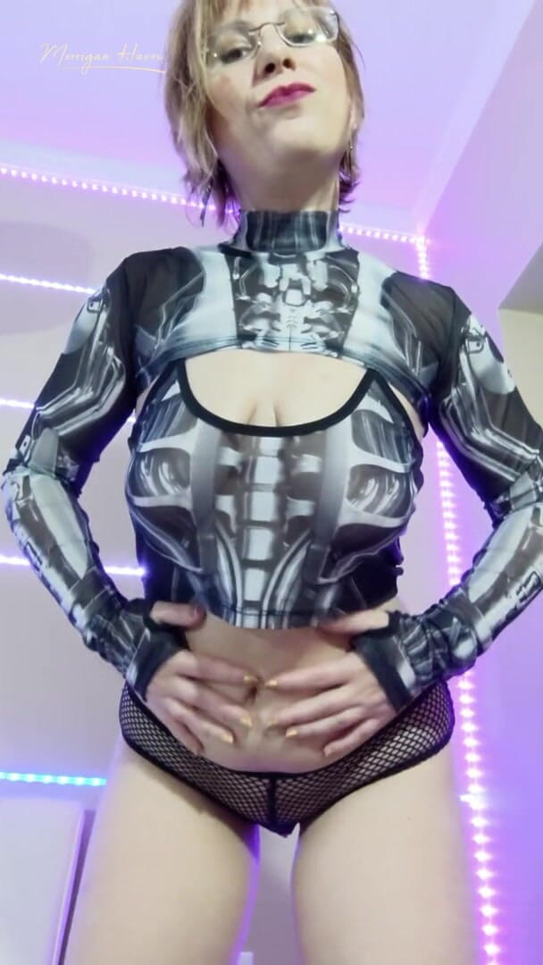 Morrigan Havoc: Серіал про показ мод: spacebabe
