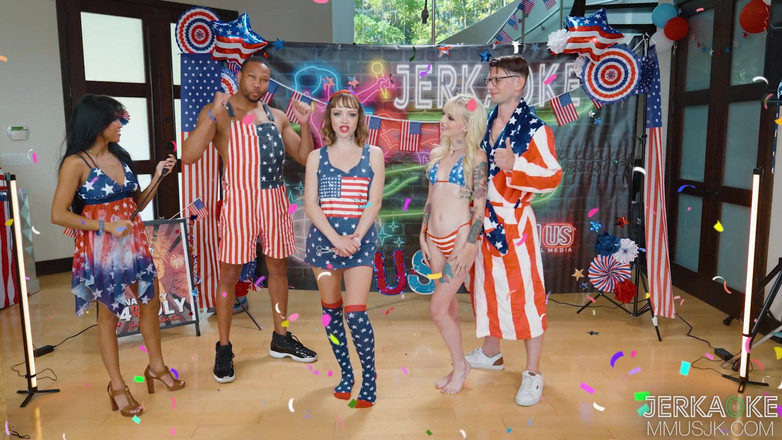Jerkaoke: Jerkaoke - ¡feliz 4 de julio! Aliya Brynn, Kate Bloom y Ember Snow
