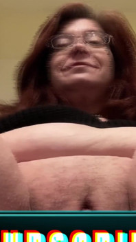 Mature with Dildo