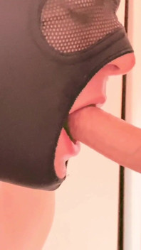 Spust ladle w Gloryhole - Student daje mi swój ładunek