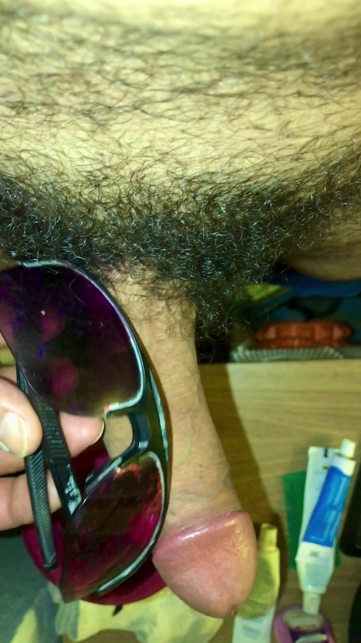 i7Bernard: Gözlük çubukları ve dev toplar.