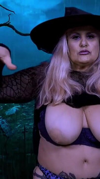 Geile heks - Halloween spell en dans (in het Spaans)
