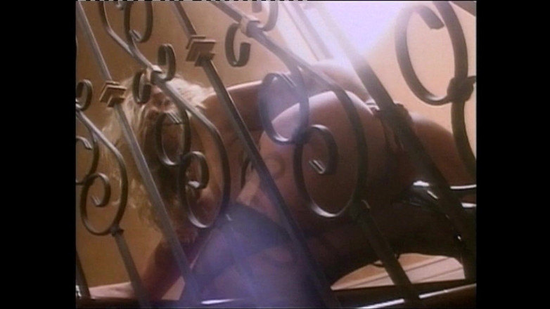 Hard Accademy: Lezbiyenler mastürbasyon yapıyor