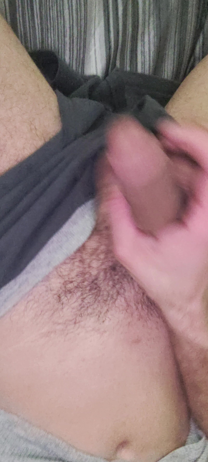 Mikey 21: Hraní s mým čůrákem normální velikosti