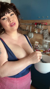 Roxanne Miller